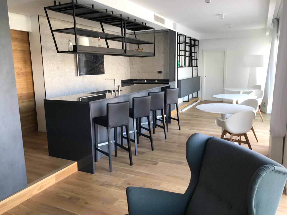 Myhome 75 Premium Luxury B&B เปสการา ภายนอก รูปภาพ