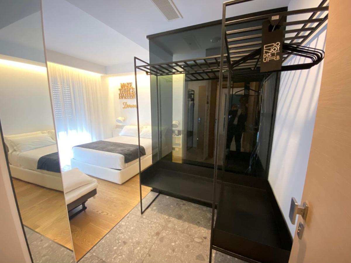 Myhome 75 Premium Luxury B&B เปสการา ภายนอก รูปภาพ